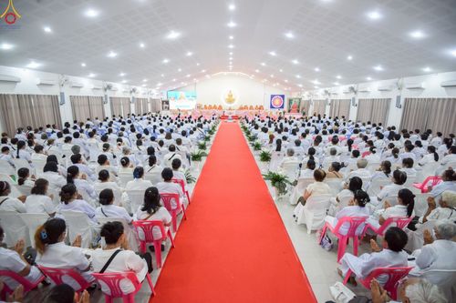 ภาพ No.241292:วันอาทิตย์ที่ 24 สิงหาคม พ.ศ.2568 พิธีปฐมผ้าป่าสถาปนาองค์พระเจดีย์เพื่อสร้างสันติภาพโลก พิธีไถ่ชีวิตโค สร้างมหากุศลด้วยการให้ชีวิตสัตว์เป็นทาน ณ ศูนย์ปฏิบัติธรรมสระบุรี อ.พระพุทธบาท จ.สระบุรี