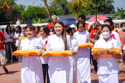 ภาพ No.173199:พิธีทอดกฐิน วัดช้างใหญ่ จ.พระนครศรีอยุธยา ในโครงการกฐินสามัคคีทั่วไทย 30,000 วัด บูชาธรรม 80 ปี หลวงพ่อธัมมชโย โดยคณะศิษยานุศิษย์วัดพระธรรมกาย วันที่ 2 พฤศจิกายน พ.ศ. 2567