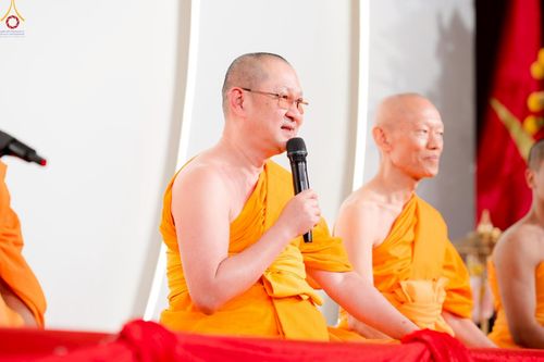 ภาพ No.271468:วันอาทิตย์ที่ 26 ตุลาคม พ.ศ. 2568 พิธีทอดกฐินครบรอบ 30 ปี  วัดพระธรรมกายไทเป และพิธีถวายมหาสังฆทาน 83 รูป  บูชาธรรม 81 ปี หลวงพ่อธัมมชโย