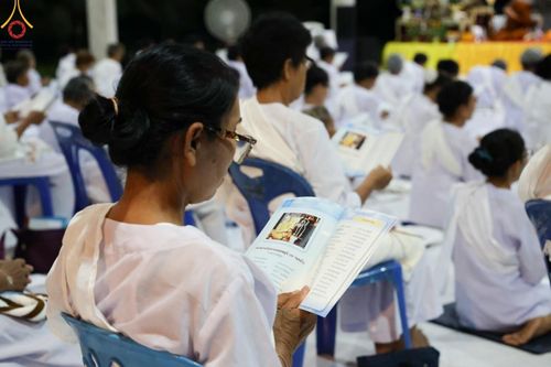 ภาพ No.153879:โครงการอบรมอุบาสก อุบาสิกาแก้ว รุ่นที่ 1 ผู้แทนทอดกฐินสามัคคี 30,000 วัดทั่วไทย ระหว่างวันที่ 6-8 กันยายน พ.ศ. 2567 ณ ศูนย์ปฏิบัติธรรมหนองบัวลำภู