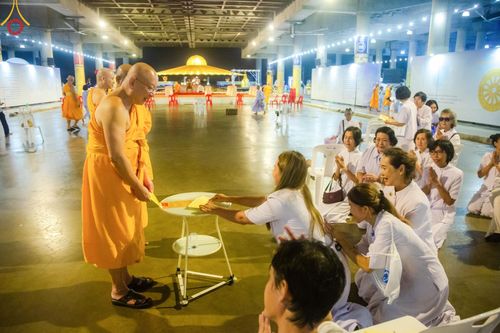 ภาพ No.137393:พิธีฉลองชัยสวดมนต์บทธรรมจักร 6,400,000,000 จบ ณ มหารัตนวิหารคด วัดพระธรรมกาย ในวันวิสาขบูชา พุธที่ 22 พฤษภาคม พ.ศ. 2567 ( วันพระขึ้น 15 ค่ำ เดือน 6 )