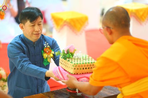 ภาพ No.97940:พิธีทอดกฐินสามัคคีทั่วไทย 5,000 วัด ณ ศูนย์ปฎิบัติธรรมแม่สรวย จ.เชียงราย วันที่ 19 พฤศจิกายน พ.ศ. 2566