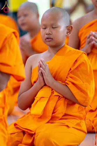 ภาพ No.58552:โครงการบรรพชาสามเณร ภาคฤดูร้อน เฉลิมพระเกียรติพระบาทสมเด็จพระเจ้าอยู่หัว เนื่องในโอกาส พระราชพิธีมหามงคลเฉลิมพระชนมพรรษา 6 รอบ 28 กรกฎาคม พ.ศ. 2567 ระหว่างวันที่ 20 เมษายน ถึง 6 พฤษภาคม 2567 ณ วัดกลางธนรินทร์ (ธรรมอุทยานบ้านแป้ง)