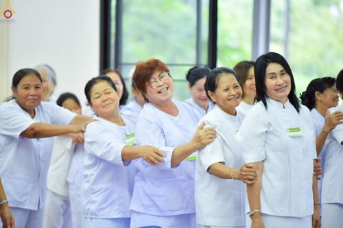 ภาพ No.250050:วันที่ 26-28 กันยายน พ.ศ. 2568 โครงการอบรมอุบาสกแก้ว อุบาสิกาแก้ว รุ่นที่ 3 ตัวแทนทอดกฐินสามัคคีทั่วไทย 30,000 วัด ณ ศูนย์ปฏิบัติธรรมจันทบุรี จ.จันทบุรี