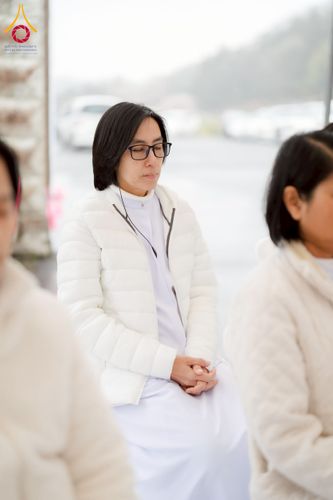 ภาพ No.220874:วันที่ 13 เมษายน พ.ศ. 2568 พิธีโปรยรัตนชาติปฐมเริ่มสถาปนาเจดีย์ และ พิธีเปิดหมู่บ้านปฏิบัติธรรม เพื่อการบรรลุธรรม ณ วัดป่าธรรมกายนานาชาติโทชิหงิ  ประเทศญี่ปุ่น