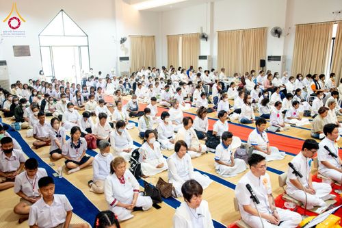 ภาพ No.204945:พิธีทอดผ้าป่าทำนุบำรุงศาสนสถาน ณ วัดแก้วบัวเกษร ตำบลระแหง อำเภอลาดหลุมแก้ว จังหวัดปทุมธานี ในโครงการธรรมยาตรา กตัญญูบูชา มหาปูชนียาจารย์ พระมงคลเทพมุนี(สด จนฺทสโร) พระผู้ปราบมาร อนุสรณ์สถาน 7 แห่ง ปีที่ 13 วันที่ 30 มกราคม พ.ศ. 2568