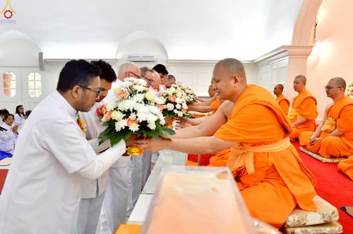 ภาพ No.257380:วันที่ 11 ตุลาคม พ.ศ. 2568 พิธีทอดกฐินสามัคคี  เพื่องานเผยแผ่พระพุทธศาสนา วิชชาธรรมกายสู่ชาวท้องถิ่น ณ วัดพระธรรมกายคอร์ซัวร์ ลุสท์สโกว  ประเทศเดนมาร์ก 