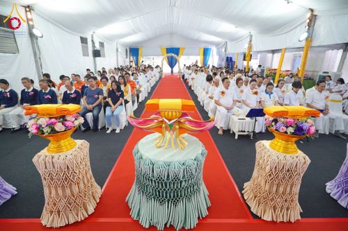 ภาพ No.168069:พิธีทอดกฐิน วัดพระธรรมกายกัวลาลัมเปอร์ ประเทศมาเลเซีย วันที่ 20 ตุลาคม พ.ศ. 2567