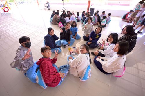 ภาพ No.274852:วันที่ 28 พฤศจิกายน พ.ศ. 2568 รวมพลังเด็กดี V-Star ผู้นำฟื้นฟูศีลธรรมโลก ประจำปี 2568 จังหวัดอุบลราชธานี ณ วัดป่าอุบลแก้ว อ.วารินชำราบ จ.อุบลราชธานี