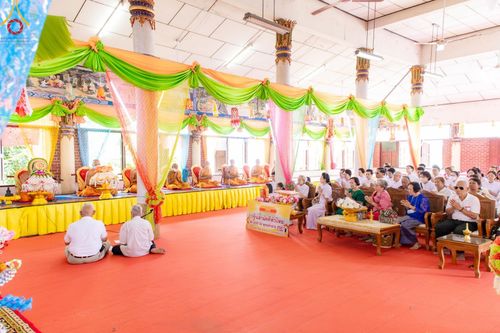 ภาพ No.166173:พิธีทอดกฐิน ณ วัดโพธิ์เลื่อน อ.เมือง จ.ปทุมธานี ในโครงการกฐินสามัคคีทั่วไทย 30,000 วัด บูชาธรรม 80 ปี หลวงพ่อธัมมชโย โดยคณะศิษยานุศิษย์วัดพระธรรมกาย วันที่ 20 ตุลาคม พ.ศ. 2567