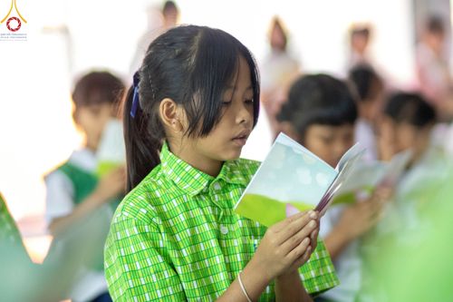 ภาพ No.104890:วันรวมพลังเด็กดี V-star ผู้นำฟื้นฟูศีลธรรมโลก จังหวัดกำแพงเพชร ณ ศูนย์ปฏิบัติธรรมกำแพงเพชร ในอุปถัมภ์พระพรหมวชิรปัญญาจารย์ วันที่ 22 ธันวาคม พ.ศ. 2566