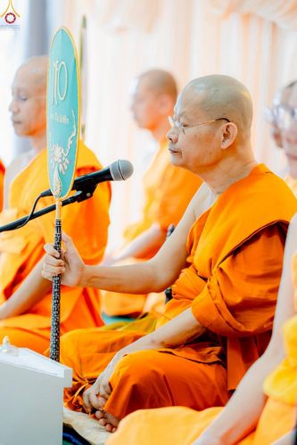 ภาพ No.266820:วันที่ 5 พฤศจิกายน พ.ศ. 2568 พิธีทอดกฐิน ณ อนุสรณ์สถานพระมงคลเทพมุนี  (สด จนฺทสโร) ผู้ค้นพบวิชชาธรรมกาย สถานที่ตั้งมโนปณิธานบวชตลอดชีวิต คลองบางนางแท่น ต.หอมเกร็ด อ.สามพราน จ.นครปฐม