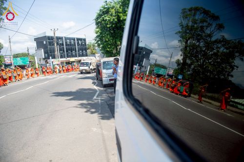 ภาพ No.226477:วันที่ 7-10 พฤษภาคม พ.ศ. 2568 โครงการเดินธรรมยาตรา สยาม-ลังกา ธรรมยาตรา ฉลองเทศกาลวิสาขบูชาแห่งชาติ ศรีลังกา บูชาธรรม 81 ปี หลวงพ่อธัมมชโย เมืองนูวราอิลิยา ประเทศศรีลังกา