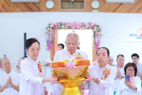 ภาพ No.239669:วันอาทิตย์ ที่ 17 สิงหาคม พ.ศ. 2568 พิธีทอดผ้าป่าฉลองครบรอบ 27 ปี วัดพระธรรมกายซีแอตเติล รัฐวอชิงตัน ประเทศสหรัฐอเมริกา