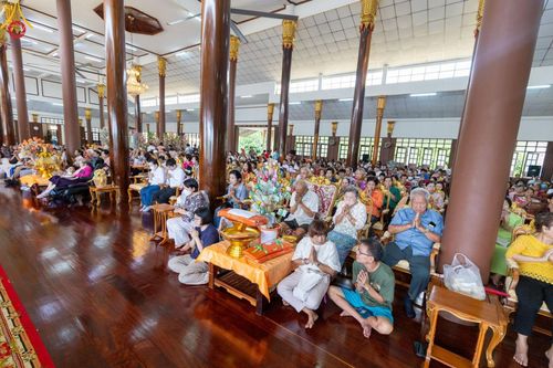 ภาพ No.165961:พิธีทอดกฐิน ณ วัดท่าเรือ ต.ท่าเรือ อ.ท่ามะกา จ.กาญจนบุรี ในโครงการกฐินสามัคคีทั่วไทย 30,000 วัด บูชาธรรม 80 ปี หลวงพ่อธัมมชโย โดยคณะศิษยานุศิษย์วัดพระธรรมกาย วันที่ 20 ตุลาคม พ.ศ. 2567