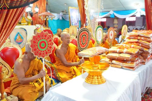 ภาพ No.163645:โครงการกฐินสามัคคีทั่วไทย 30,000 วัด บูชาธรรม 80 ปี หลวงพ่อธัมมชโย โดย คณะศิษยานุศิษย์วัดพระธรรมกาย ณ วัดปิ่นแก้ว จ.พระนครศรีอยธยา วันที่ 20 ตุลาคม พ.ศ. 2567