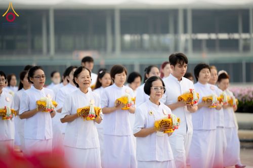 ภาพ No.63131:โครงการอุปสมบทหมู่ บูชาธรรมหลวงพ่อธัมมชโย พ.ศ.2567 ณ ลานธรรม พระมหาธรรมกายเจดีย์ วัดพระธรรมกาย วันที่ 13 เมษายน พ.ศ.2567