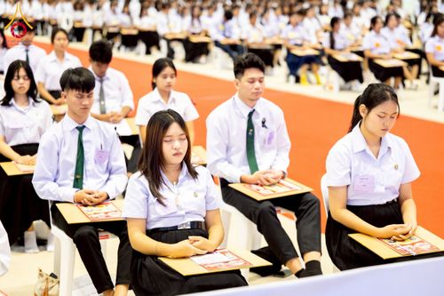 ภาพ No.273287:วันที่ 23 พฤศจิกายน พ.ศ. 2568 การสอบตอบปัญหาธรรมะ ทางก้าวหน้า "ระดับอุดมศึกษา" ณ ห้องแก้วสารพัดนึก 1 สภาธรรมกายสากล วัดพระธรรมกาย จ.ปทุมธานี