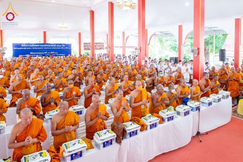 ภาพ No.144001:พิธีถวายสังฆทานแด่คณะสงฆ์ 323 วัด  ปีที่ 20 ครั้งที่  171 พิธีมอบกองทุนหนุนแรงใจช่วยครูใต้  ปีที่ 17 ครั้งที่ 136  และพิธีทำบุญอุทิศส่วนกุศลให้ผู้วายชนม์ในเหตุการณ์ไม่สงบ 4 จังหวัดชายแดนภาคใต้(ปัตตานี ยะลา นราธิวาส สงขลา) วันเสาร์ที่ 13 กรกฎาคม พ.ศ. 2567