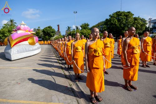 ภาพ No.211354:วันอาทิตย์ที่ 16 มีนาคม พ.ศ. 2568 ธรรมยาตราอัญเชิญพระบรมสารีริกธาตุ รอบเมืองปัตตานี ประดิษฐาน ณ ปทุมเจดีย์ เจดีย์พระพุทธเจ้า 5 พระองค์  ศูนย์อบรมเยาวชนปัตตานี