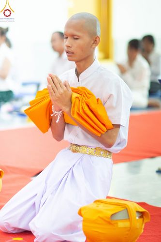 ภาพ No.101065:พิธีบรรพชาธรรมทายาท ในโครงการอุปสมบทบูชาธรรม มหาปูชนียาจารย์ พ.ศ. 2566 ณ วัดหนองไผ่ล้อม จ.ปราจีนบุรี วันที่ 2 ธันวาคม พ.ศ. 2566