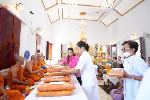 ภาพ No.167192:พิธีทอดกฐิน ณ วัดป่าสวนพฤกษชาติ ต.ทุ่งโพธิ์ อ.นาดี จ.ปราจีนบุรี ในโครงการกฐินสามัคคีทั่วไทย 30,000 วัด บูชาธรรม 80 ปี หลวงพ่อธัมมชโย โดยคณะศิษยานุศิษย์วัดพระธรรมกาย วันที่ 24 ตุลาคม พ.ศ. 2567