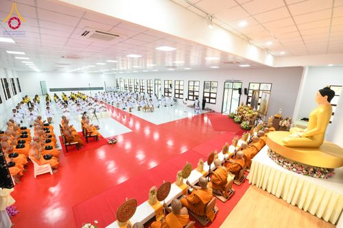 ภาพ No.194749:พิธีเจริญพระพุทธมนต์ และทำบุญตักบาตร ถวายพระราชกุศล แด่พระบาทสมเด็จพระเจ้าอยู่หัว เนื่องในโอกาสพระราชพิธีสมมงคล พระชนมายุเท่าพระบาทสมเด็จพระพุทธยอดฟ้าจุฬาโลกมหาราช สมเด็จพระปฐมบรมกษัตริยาธิราชแห่งพระราชวงศ์จักรี พุทธศักราช 2568 วันที่ 14 มกราคม พ.ศ. 2568