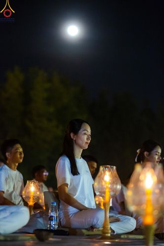 ภาพ No.170288:พิธีลอยกระทงธรรม ณ สระเศรษฐีทะเลบุญ มหาวิหารพระมงคลเทพมุนีฯ วัดพระธรรมกาย วันศุกร์ที่ 15 พฤศจิกายน พ.ศ.2567 (วันเพ็ญ 15 ค่ำ เดือน 12)