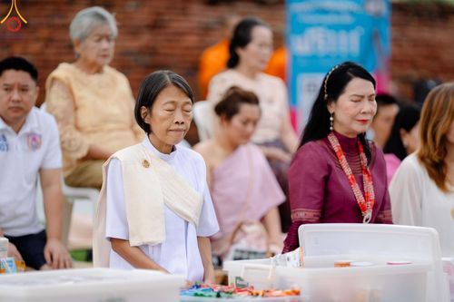 ภาพ No.138516:พิธีตักบาตร วัดราชบูรณะ จ.พระนครศรีอยุธยา วันที่ 25 พฤษภาคม พ.ศ.2567