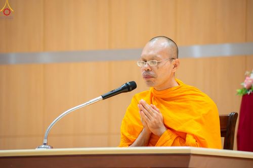 ภาพ No.90387:งานสัมมนา ผู้นำบุญยอดกัลยาณมิตร 77 จังหวัดทั่วไทย โครงการกฐินสามัคคีทั่วไทย 5,000 วัด พุทธศักราช 2566 และโครงการอุปสมบท 3,000 รูป บูชาธรรมมหาปูชนียาจารย์ ระหว่าง วันที่ 6 - 8 ตุลาคม พ.ศ. 2566 ณ จ.นครราชสีมา