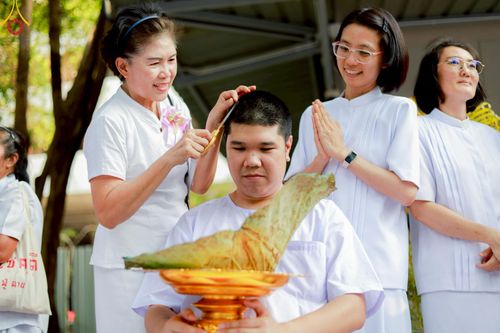 ภาพ No.216678:วันอาทิตย์ที่ 6 เมษายน พ.ศ. 2568 พิธีตัดปอยผม และปลงผมนาคธรรมทายาท โครงการบวชบูชาธรรม81ปี หลวงพ่อธัมมชโย โครงการ 1 และ 2 โครงการนานาชาติ AEC&WAB รุ่น CEO (ผู้บริหาร) รุ่นที่4 ณ หมู่บ้านบรรลุธรรม วัดพระธรรมกาย