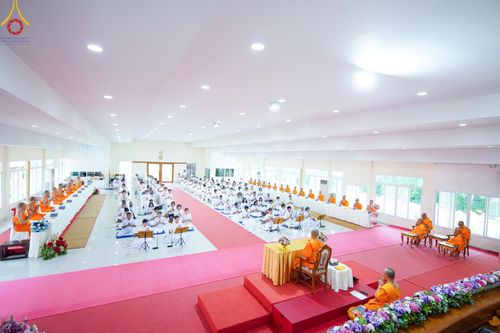 ภาพ No.149572:พิธีทอดผ้าป่ามหามงคล เพื่องานพระพุทธศาสนา , พิธีเจริญพระพุทธมนต์ และพิธีถวายสังฆทานแด่คณะสงฆ์ เนื่องในวันธรรมชัย 56 พรรษา น้อมบูชาธรรมหลวงพ่อธัมมชโย ณ ธรรมอุทยานบ้านแป้ง จ.สิงห์บุรี วันเสาร์ที่ 24 สิงหาคม พ.ศ. 2567