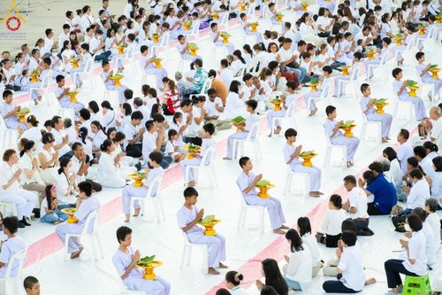 ภาพ No.132639:พิธีปลงผมยุวธรรมทายาท รุ่นที่ 32 มัชฌิมธรรมทายาท รุ่นที่ 28 ณ ลานธรรม วัดพระธรรมกาย วันเสาร์ที่ 30 มีนาคม พ.ศ. 2567