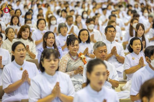 ภาพ No.209528:วันอาทิตย์ที่ 2 มีนาคม พ.ศ. 2568 พิธีบูชาข้าวพระ ณ สภาธรรมกายสากล วัดพระธรรมกาย