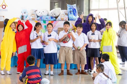 ภาพ No.187421:วันรวมพลังเด็กดี V-star ผู้นำฟื้นฟูศีลธรรมโลก ณ ศูนย์อบรมเยาวชนอุตรดิตถ์ อำเภอทองแสนขัน วันที่ 27 ธันวาคม พ.ศ. 2567