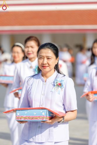 ภาพ No.189563:พิธีทอดผ้าป่าทำนุบำรุงศาสนสถาน ในโครงการธรรมยาตรา กตัญญูบูชา มหาปูชนียาจารย์ พระมงคลเทพมุนี(สด จนฺทสโร) พระผู้ปราบมาร อนุสรณ์สถาน 7 แห่ง ปีที่ 13 ณ วัดสองพี่น้อง ต.ต้นตาล อ.สองพี่น้อง จ.สุพรรณบุรี วันที่ 5 มกราคม พ.ศ. 2568