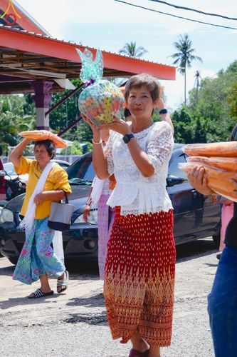 ภาพ No.179239:พิธีทอดกฐิน ณ วัดถ้ำคีรีวงศ์ อ.เปิ้นดัง รัฐเคด้าห์ ประเทศมาเลเซีย ในโครงการกฐินสามัคคีทั่วไทย 30,000 วัด บูชาธรรม 80 ปี หลวงพ่อธัมมชโย โดยคณะศิษยานุศิษย์วัดพระธรรมกาย วันที่ 1 พฤศจิกายน พ.ศ. 2567