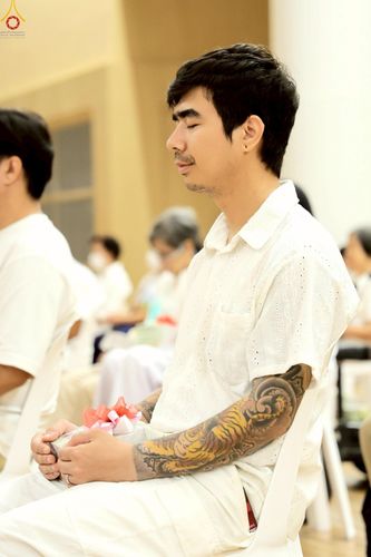 ภาพ No.225344:วันอาทิตย์ที่ 18 พฤษภาคม พ.ศ. 2568 พิธีร่วมบุญการศึกษา พระภิกษุ สามเณร ณ ห้องแก้วสารพัดนึก 2 วัดพระธรรมกาย