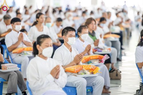 ภาพ No.100139:พิธีบุพเปตพลี  ครั้งที่ 143 วันที่ 27 พฤศจิกายน พ.ศ. 2566 วันพระ ขึ้น 15 ค่ำ เดือน 12 ณ หอฉันคุณยายอาจารย์ฯ วัดพระธรรมกาย