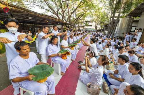 ภาพ No.135704:พิธีปลงผมธรรมทายาท โครงการบรรพชาและอุปสมบทหมู่ รุ่นบูชาธรรม 80 ปี หลวงพ่อธัมมชโย ณ หมู่บ้านบรรลุธรรม วัดพระธรรมกาย วันที่ 7 เมษายน พ.ศ. 2567