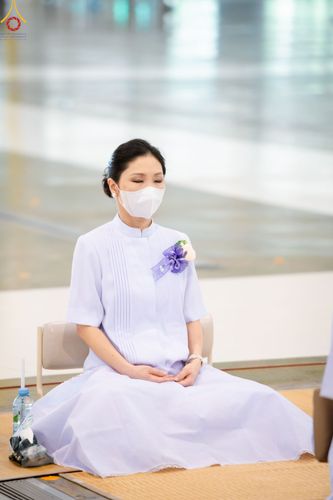 ภาพ No.89865:พิธีปฏิบัติธรรม และพิธีจุดเทียนใจ ไฟนิรันดร์ อนันตชัย วันอาทิตย์ที่ 8 ตุลาคม พ.ศ. 2566 ณ สภาธรรมกายสากล วัดพระธรรมกาย