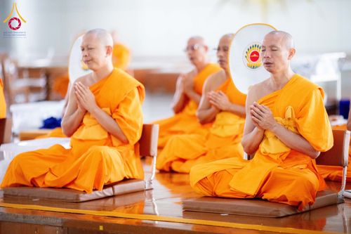 ภาพ No.209894:วันพุธที่ 26 กุมภาพันธ์ พ.ศ. 2568 พิธีบุพเปตพลี ครั้งที่ 159 ณ หอฉันคุณยายอาจารย์จันทร์ขนนกยูง วัดพระธรรมกาย