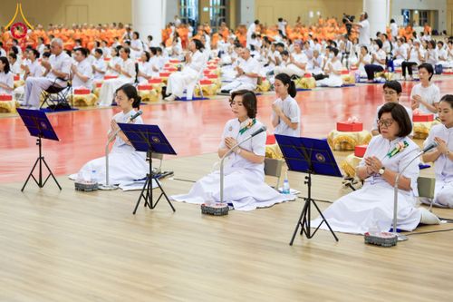 ภาพ No.237823:วันอาทิตย์ที่ 10 สิงหาคม พ.ศ. 2568 พิธีถวายไทยธรรมมุทิตาเปรียญธรรมและบาลีศึกษา ณ ห้องแก้วสารพัดนึก2 วัดพระธรรมกาย ปทุมธานี