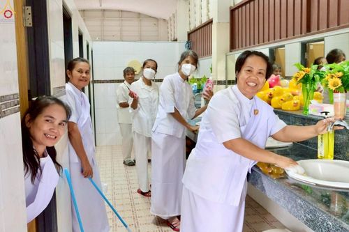 ภาพ No.247560:วันที่ 19-21 กันยายน พ.ศ. 2568 โครงการบวชอุบาสกแก้ว อุบาสิกาแก้ว ตัวแทนทอดกฐิน 30,000 วัด รุ่นที่ 2 ณ ศูนย์กัลยาณมิตรบางพลี สมุทรปราการ