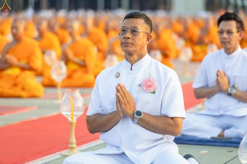 ภาพ No.307483:วันที่ 31 มกราคม พ.ศ. 2569 พิธีจุดประทีปธรรมถวายเป็นพุทธบูชา  และบูชาธรรมมหาปูชนียาจารย์ (ภาพชุดที่ 2) ณ วัดพระธรรมกาย ปทุมธานี ในโครงการธรรมยาตรา กตัญญูบูชา มหาปูชนียาจารย์ พระมงคลเทพมุนี(สด จนฺทสโร) พระผู้ปราบมาร อนุสรณ์สถาน 7 แห่ง ปีที่ 14