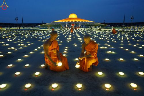 ภาพ No.154793:พิธีจุดประทีป, พิธีฉลองชัยสวดมนต์บทธัมมจักกัปปวัตนสูตร ณ มหารัตนวิหารคด วัดพระธรรมกาย วันอังคารที่ 17 กันยายน พ.ศ. 2567