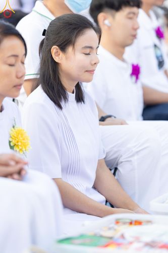 ภาพ No.116021:พิธีตักบาตรพระธรรมยาตรา ณ อนุสรณ์สถานลำดับที่ 4 สถานที่เกิดด้วยกายธรรม วัดโบสถ์(บน) จ.นนทบุรี วันที่ 21 มกราคม พ.ศ. 2567