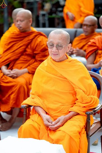 ภาพ No.237041:วันอาทิตย์ที่ 10 สิงหาคม พ.ศ. 2568 มหาสังฆทานครั้งยิ่งใหญ่ ตักบาตรพระ 10,000 รูป ถ.นิพัทธ์อุทิศ 3 ใจกลางนครหาดใหญ่ จ.สงขลา (ชุดที่ 2)