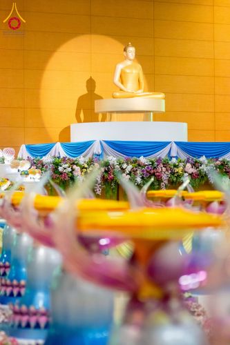 ภาพ No.215370:วันอาทิตย์ต้นเดือนที่ 6 เมษายน พ.ศ. 2568 ขบวนอัญเชิญผ้าป่าสมทบ มหาสังฆทาน 40,000 กว่าวัดทั่วประเทศ ณ สภาธรรมกายสากล วัดพระธรรมกาย