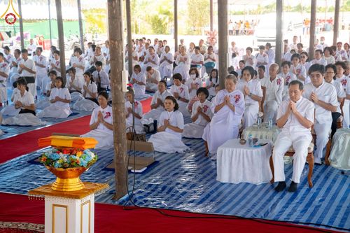 ภาพ No.144384:3 Bigboon 1.พิธีทอดผ้าป่าสถาปนาสังฆรัตนะปทุมเจดีย์ 2.พิธีประดิษฐานดอกบัวอนันต์นิรันดร์กาล 3.พิธีถวายมหาสังฆทานแด่คณะสงฆ์ทุกวัดในจังหวัดปัตตานี ณ ศูนย์อบรมเยาวชนจังหวัดปัตตานี วันอาทิตย์ที่ 14 กรกฎาคม พ.ศ. 2567